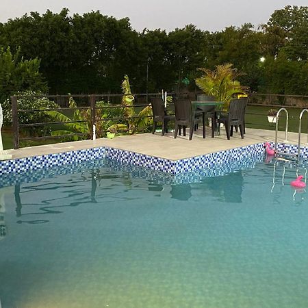 The Singh Farm Cosy Private Pool Farm Villa Gurgaon Bagian luar foto