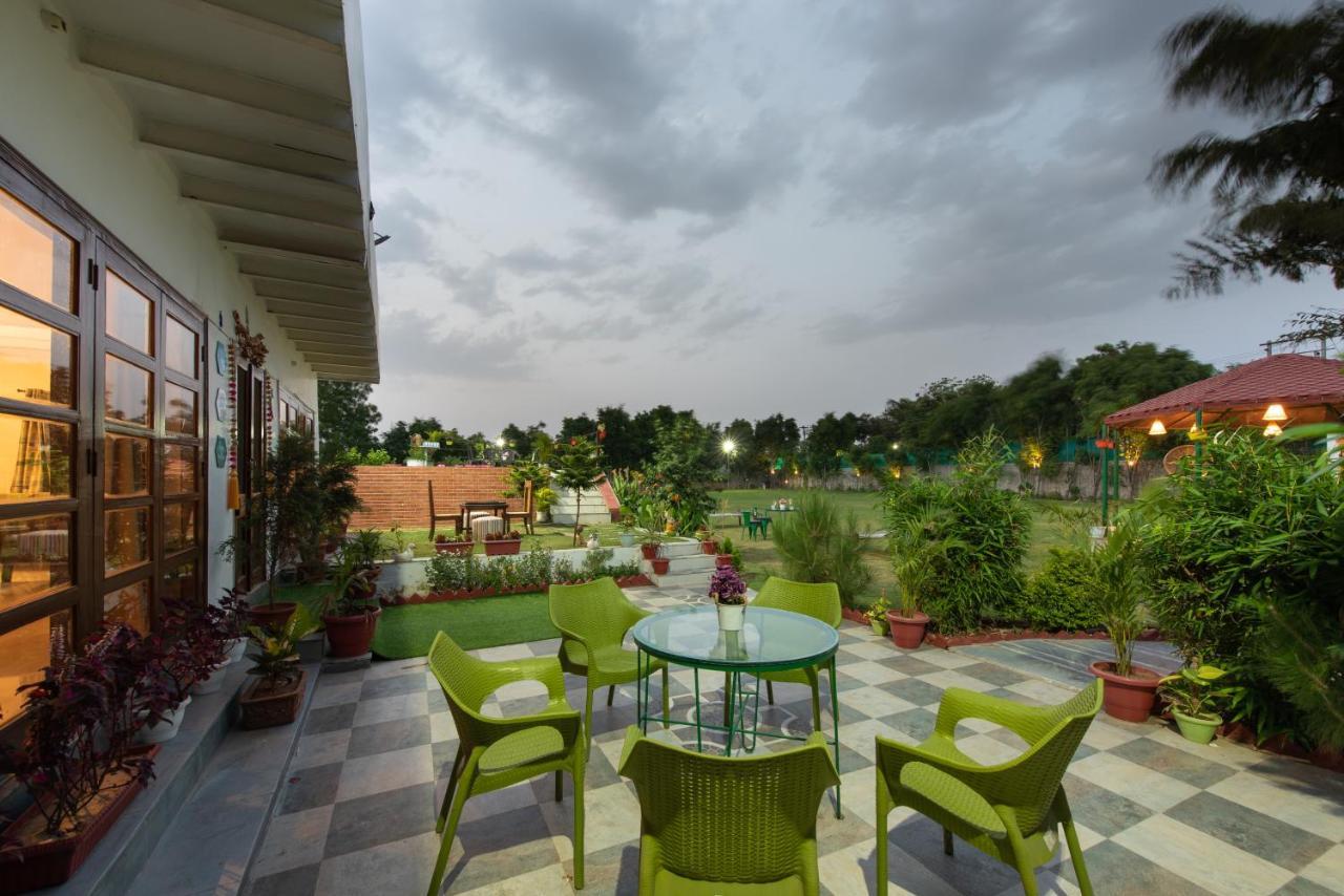 The Singh Farm Cosy Private Pool Farm Villa Gurgaon Bagian luar foto