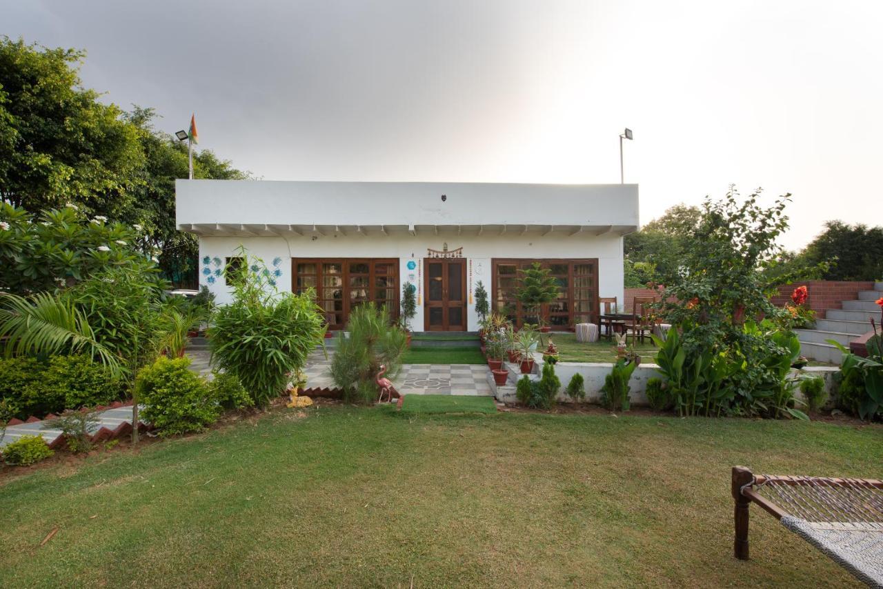 The Singh Farm Cosy Private Pool Farm Villa Gurgaon Bagian luar foto