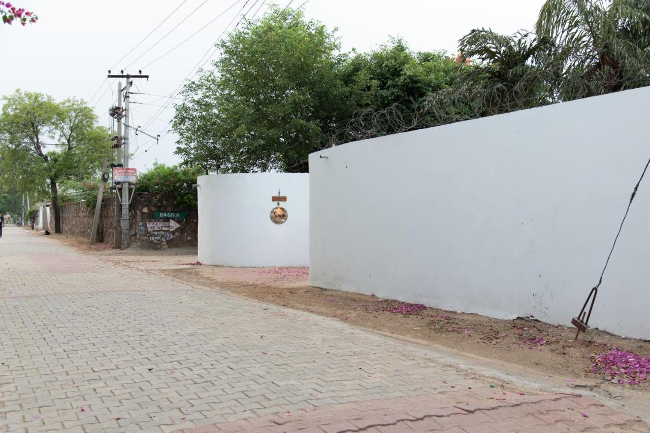 The Singh Farm Cosy Private Pool Farm Villa Gurgaon Bagian luar foto