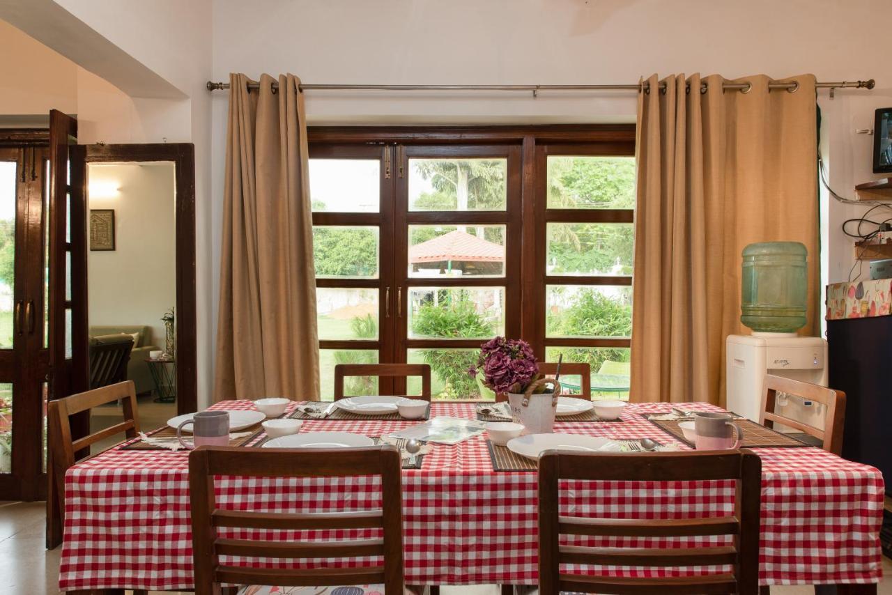 The Singh Farm Cosy Private Pool Farm Villa Gurgaon Bagian luar foto